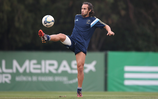 Jorge Valdivia tuvo un destacado regreso a las prácticas en Palmeiras