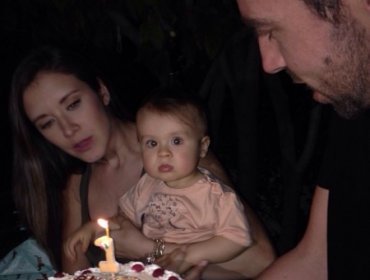 Carla Jara comparte tierna foto de la celebración del primer año de su bebé