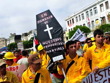 Brigadistas de Conaf se manifestarán frente a la Intendencia de Valparaíso pidiendo mejoras laborales