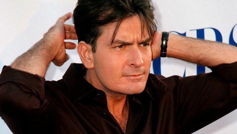 Charlie Sheen deja una propina de 1.400 dólares en un restaurante