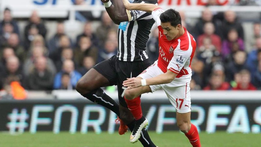 Video: Arsenal vence a Newcastle con una tibia actuación de Alexis Sánchez