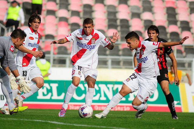 Primera B: Curicó y Rangers firman empate en Clásico de la Séptima Región