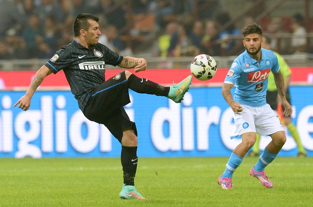 Inter pierde con Gary Medel ante Sampdoria y sigue lejos de Europa