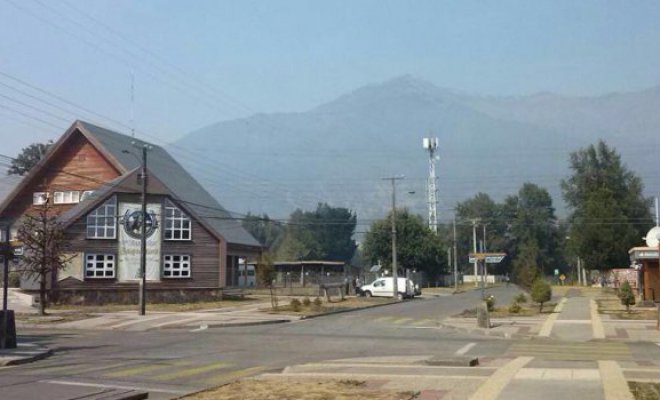 Autoridades de Melipeuco toman medidas debido a gran contaminación producto de incendios forestales en China Muerta y Conguillío