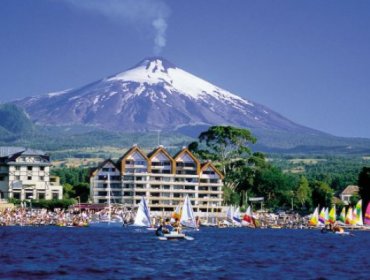 Este lunes se reinician las clases en Pucón, a pesar de la alerta naranja por el volcán Villarrica