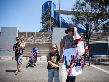 Padres de niños de Antofagasta contaminados con plomo y arsénico llevaron el caso a la Unicef