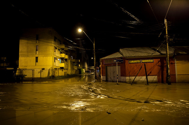 Decretan alerta sanitaria en cuatro comunas de la Región de Atacama por fuertes lluvias en el norte del país