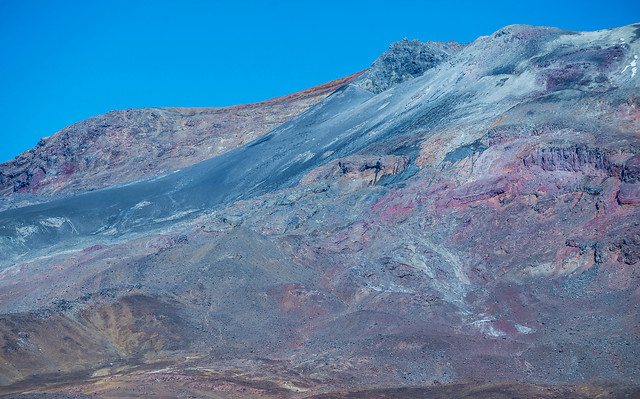 Volcán Copahue de Alto Bío Bío presenta aumento de sismicidad