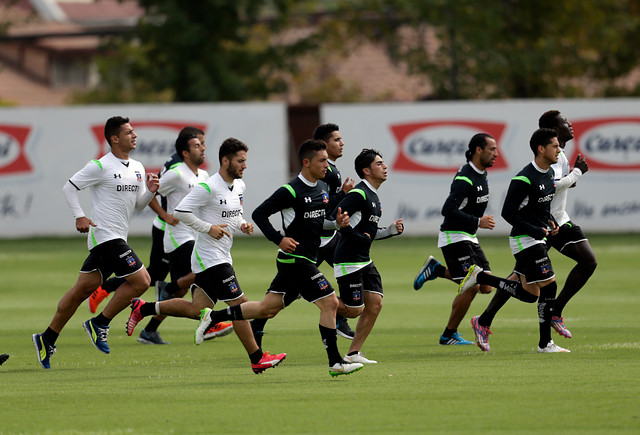 Colo Colo aplastó a San Antonio Unido en duelo amistoso jugado en el estadio Monumental