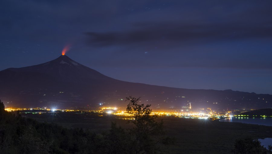 Lago de lava reaparece en el Volcán Villarrica