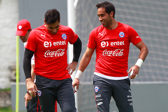 Claudio Bravo: “Tenemos que mejorar mucho si queremos ser protagonistas en la Copa América”