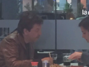 Impacto: Reconocido animador de televisión y actriz fueron captados de la mano en lujoso restaurante de la capital