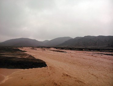 Conoce la conmovedora historia de Camila Abarca, la copiapina que dio a luz en plena catástrofe del norte de Chile