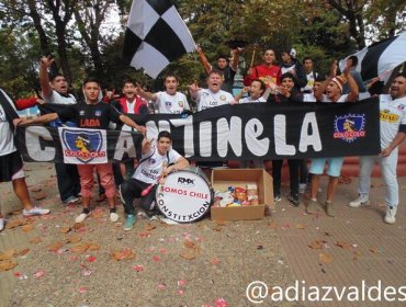 Colo Colo recibe bidones de agua para ir en ayuda de damnificados del norte