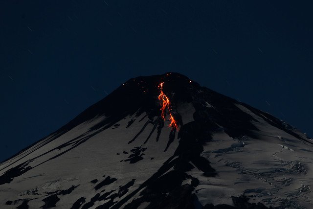 Sernageomin mantiene la alerta naranja por erupciones en el volcán Villarrica