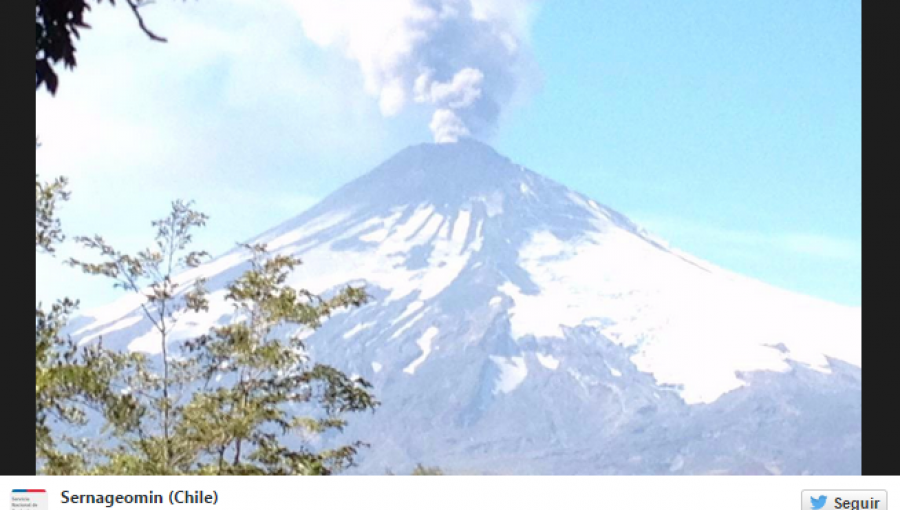 Volcán Villarrica: aumenta la fumarola y actividad sísmica