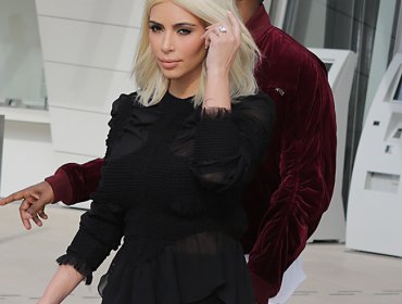 Esta es la técnica que utiliza Kim Kardashian para acentuar su trasero