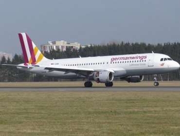 Copiloto de avión siniestrado temía desprendimiento de retina, según "Bild"