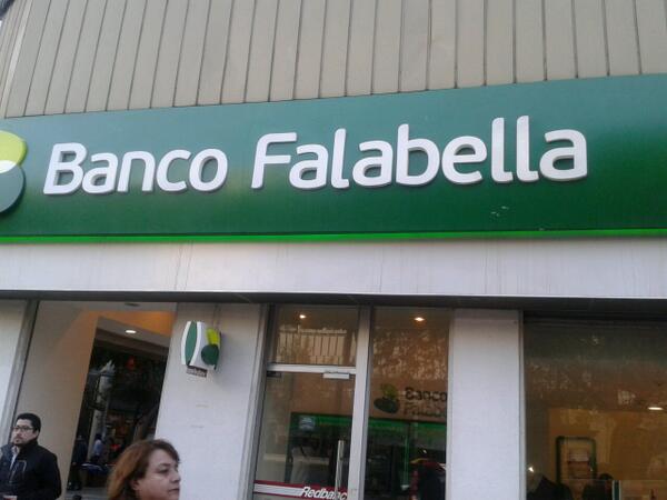 Alrededor de 60 millones de pesos robaron desde cajeros del Banco Falabella en la comuna de Renca