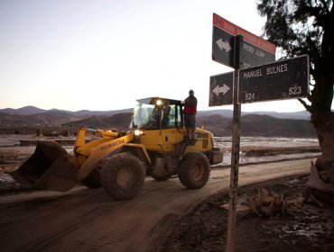 Ministro de Hacienda afirmó que aún es “prematuro” hablar sobre el impacto económico de la catástrofe en el norte