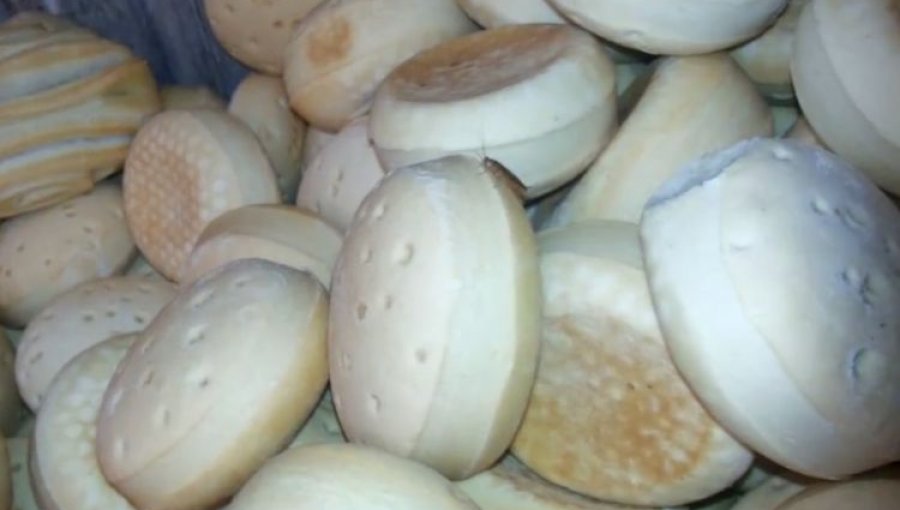 Iquique: cierran panadería de supermercado por presencia de insectos en pan