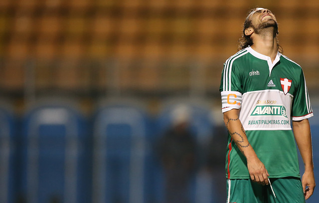 Jorge Valdivia jugaría este sábado su primer partido del 2015