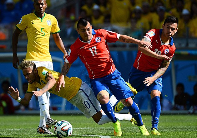 Neymar sigue con la polémica: “No conozco a Gary Medel, no sé quien es”