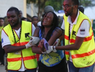 Al Shabab mata a 147 personas tras 16 horas de asedio en universidad de Kenia