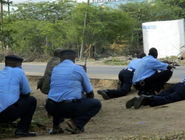 Kenia asegura haber matado a dos terroristas en ataque a universidad Garissa