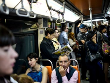 Metro de Santiago aumentará frecuencia de trenes durante Semana Santa