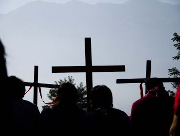 Conductor ebrio embiste Vía Crucis en Puerto Varas y deja dos heridos