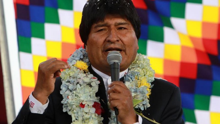 Evo Morales expresa respaldo a Bachelet por muerte de familiar en accidente