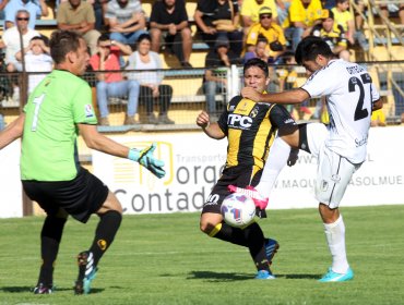 Primera B: Coquimbo empata con Santiago Morning y no se aleja de Lota