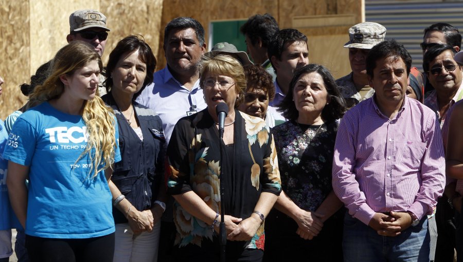 Bachelet dio inicio a construcción de viviendas de emergencia