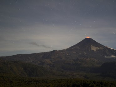 Sernageomin reporta explosiones a nivel del cráter del Volcán Villarrica