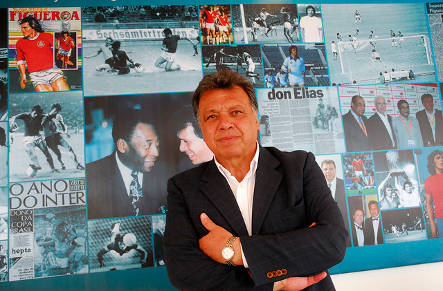 Elías Figueroa fue homenajeado por el club Fort Lauderdale Strickers en EE.UU.