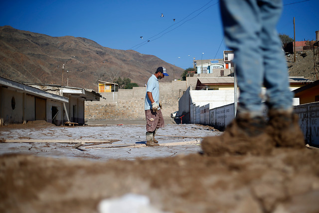 Evalúan la condición de las aguas marinas en la bahía de Chañaral