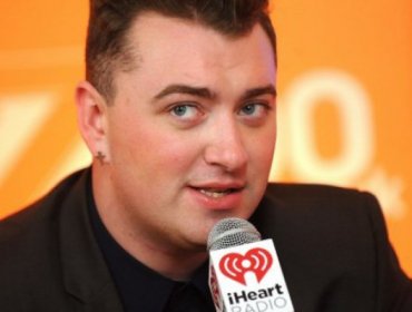 Sam Smith sorprende con notoria baja de peso durante evento en Francia