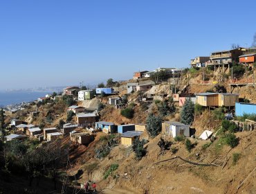 Inspeccionan obras de reconstrucción a un año del mega incendio en Valparaíso