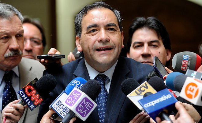 Diputado Espinoza valoró que Moreira y Zalaquett admitan irregularidades