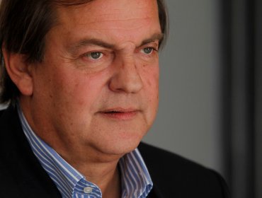 Francisco Vidal ante crisis en el Gobierno: “El caso Caval ha sido un ‘misilazo’ para la presidenta Bachelet”