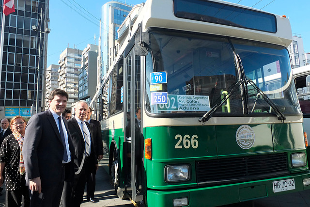 Presentaron nuevos trolebuses en Valparaíso