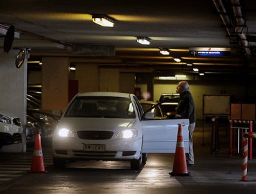 Proyecto por cobros en estacionamientos molesta a la Cámara Nacional de Comercio