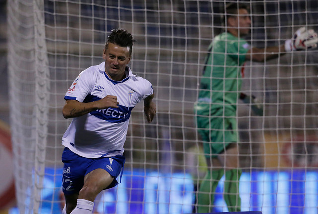 Católica vence a Calera en uno de los mejores partidos del Torneo de Clausura