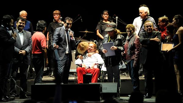 Peter Rock es internado de urgencia por una descompensación de salud