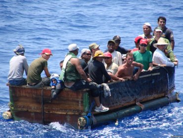 Armada colombiana halla a 21 inmigrantes cubanos en frontera con Panamá