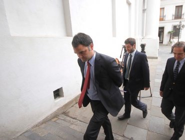 Javier Macaya anuncia que deja presidencia de la UDI y Hernán Larraín lidera lista de consenso