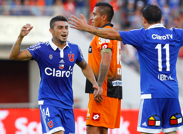 La 'U' vence 4-0 a Cobreloa y lo acerca más al descenso