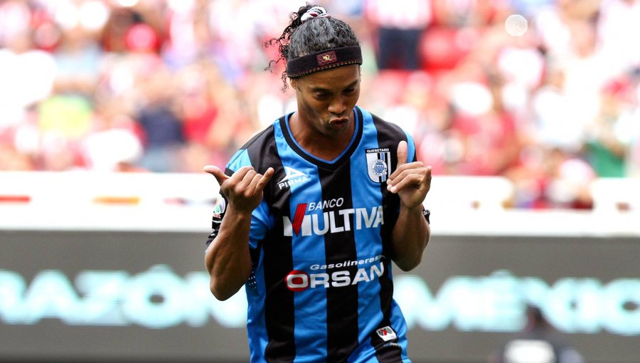 (VIDEO) Mira la increíble jugada de Ronaldinho en el fútbol mexicano