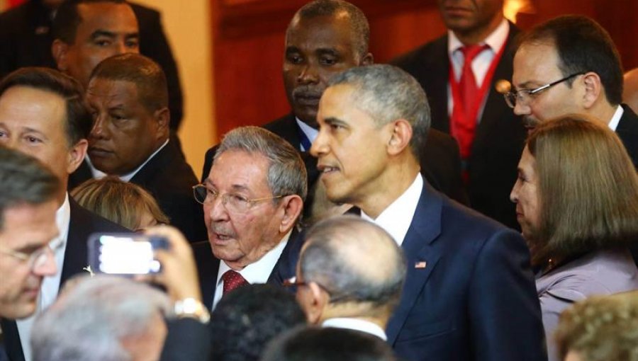 Raúl Castro ve positivos pasos de Obama para que Cuba salga de la lista terrorista